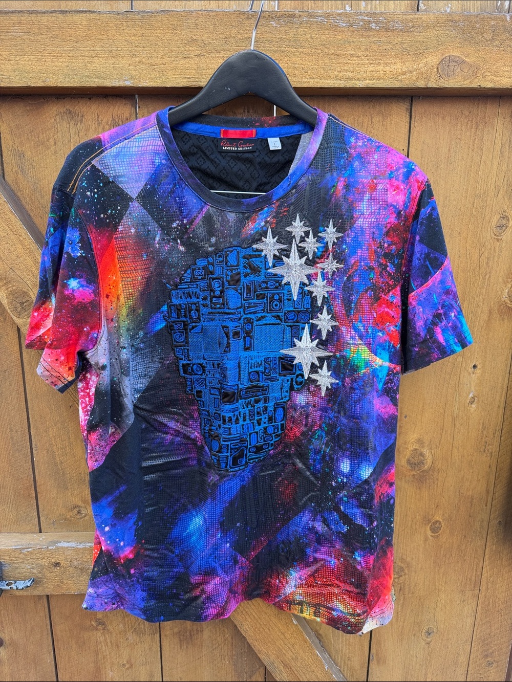 Robert Graham Limited Edition Multicolor Graphic Tee with Blue Skull & Stars